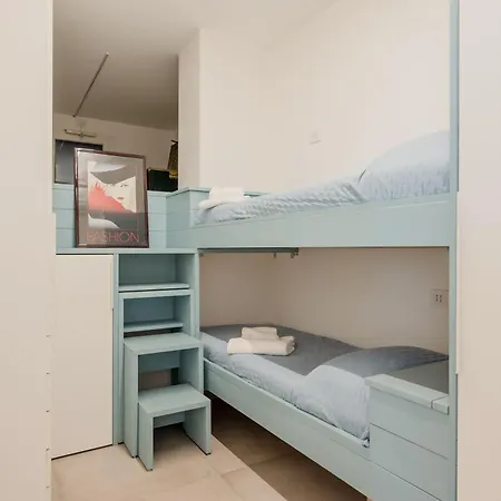 Appartement Guesthost - Mare Monti 1-5-6-8 Nicola