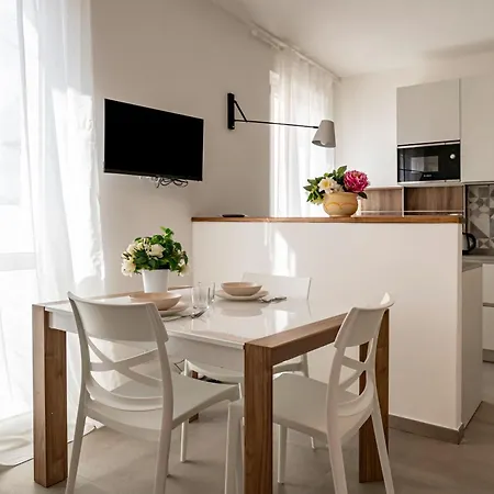 Guesthost - Mare Monti 1-5-6-8 Appartement *