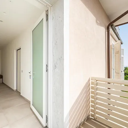 Guesthost - Mare Monti 1-5-6-8 Appartement Nicola