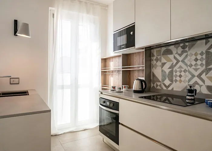 Apartman Guesthost - Mare Monti 1-5-6-8 *