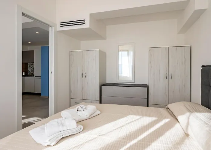 Apartman Guesthost - Mare Monti 1-5-6-8 *