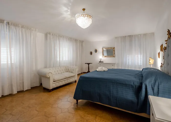 Guesthost - Mare Monti 1-5-6-8 Apartman Nicola