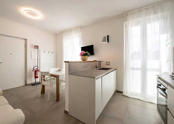 Apartman Guesthost - Mare Monti 1-5-6-8