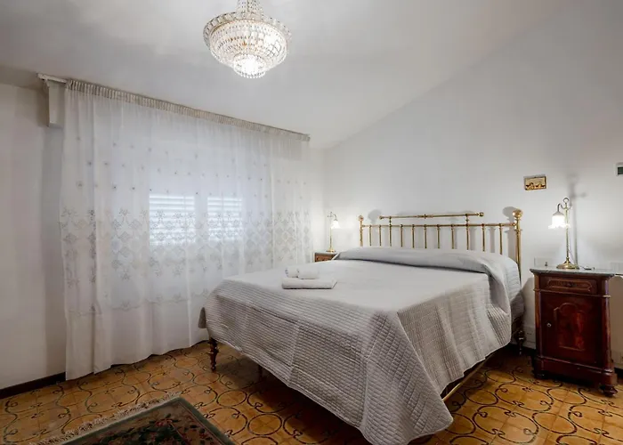 Apartman Guesthost - Mare Monti 1-5-6-8 Nicola